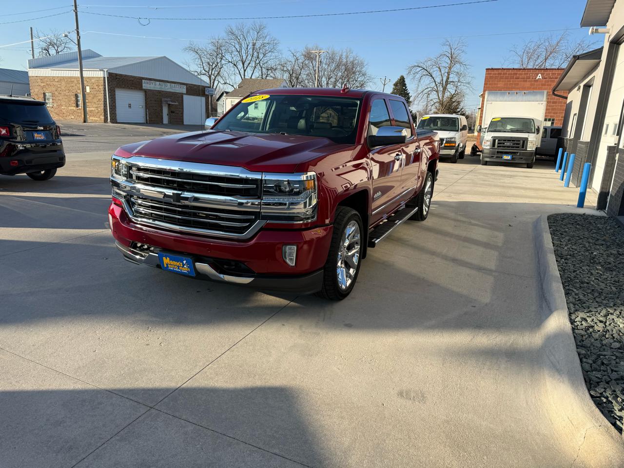 Chevrolet Silverado 1500 4WD Crew Cab 143.5" High Country 2018