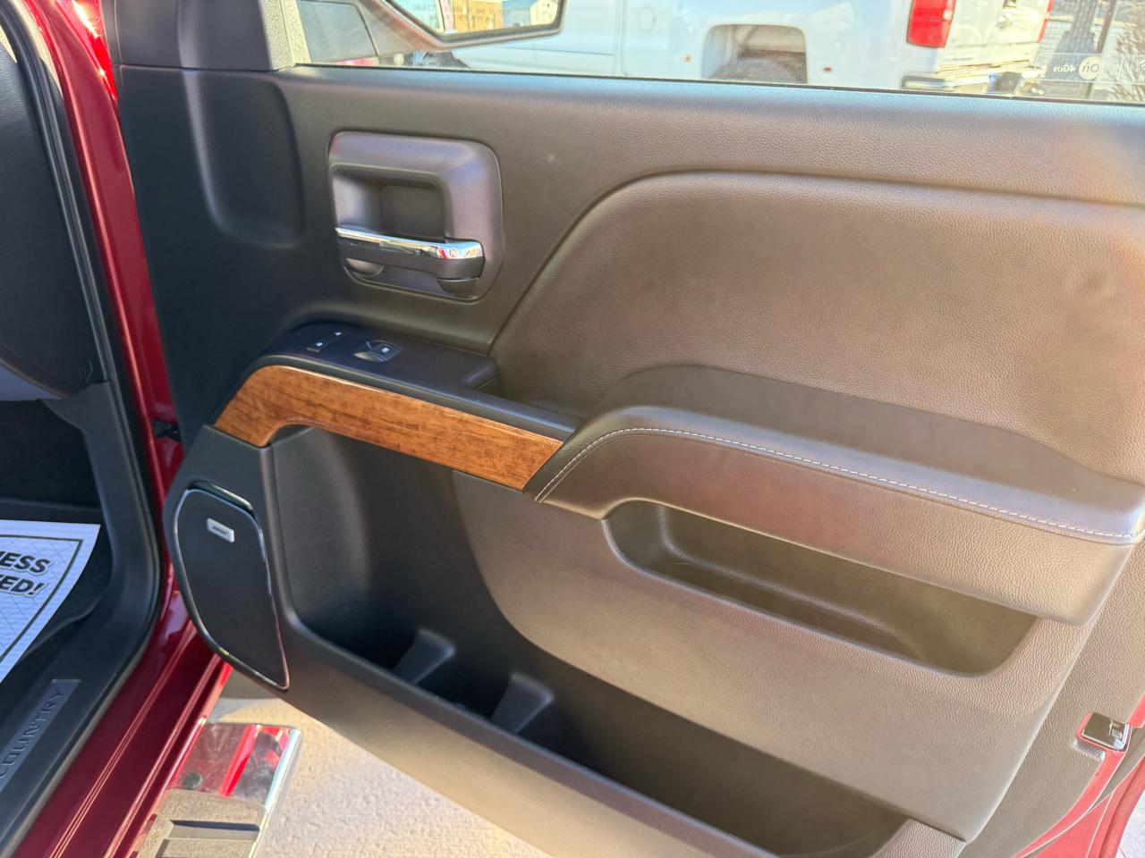 Chevrolet Silverado 1500 4WD Crew Cab 143.5" High Country 2018