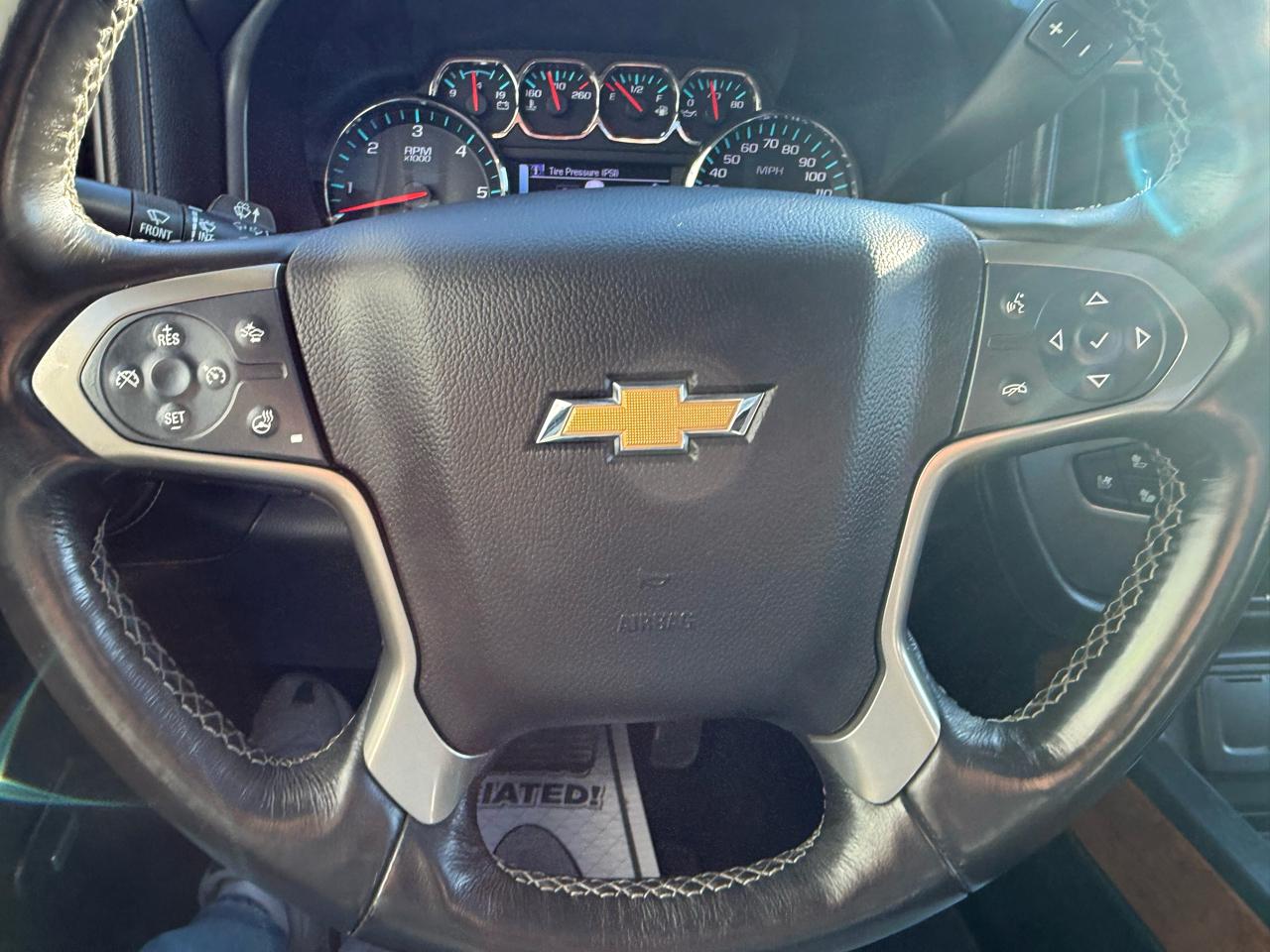 Chevrolet Silverado 1500 4WD Crew Cab 143.5" High Country 2018