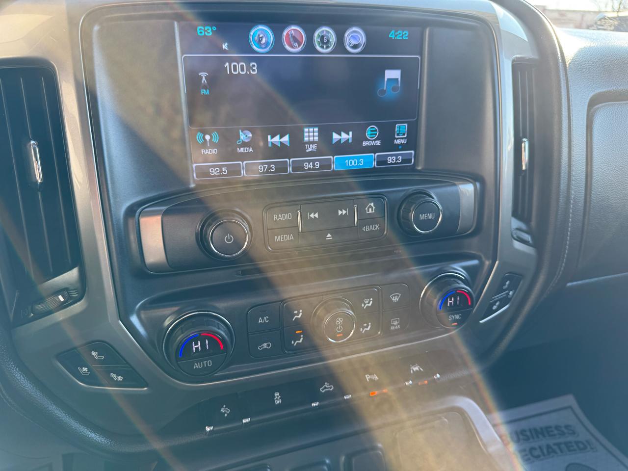 Chevrolet Silverado 1500 4WD Crew Cab 143.5" High Country 2018