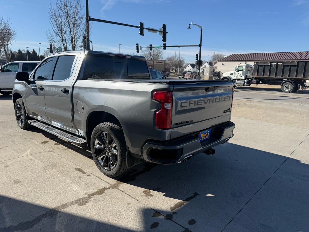 Chevrolet Silverado 1500 4WD Crew Cab 147" High Country 2021
