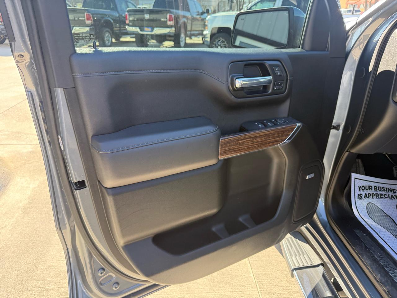 Chevrolet Silverado 1500 4WD Crew Cab 147" High Country 2021