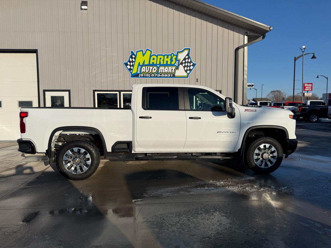 Chevrolet Silverado 2500HD 4WD Crew Cab 159" Custom 2025
