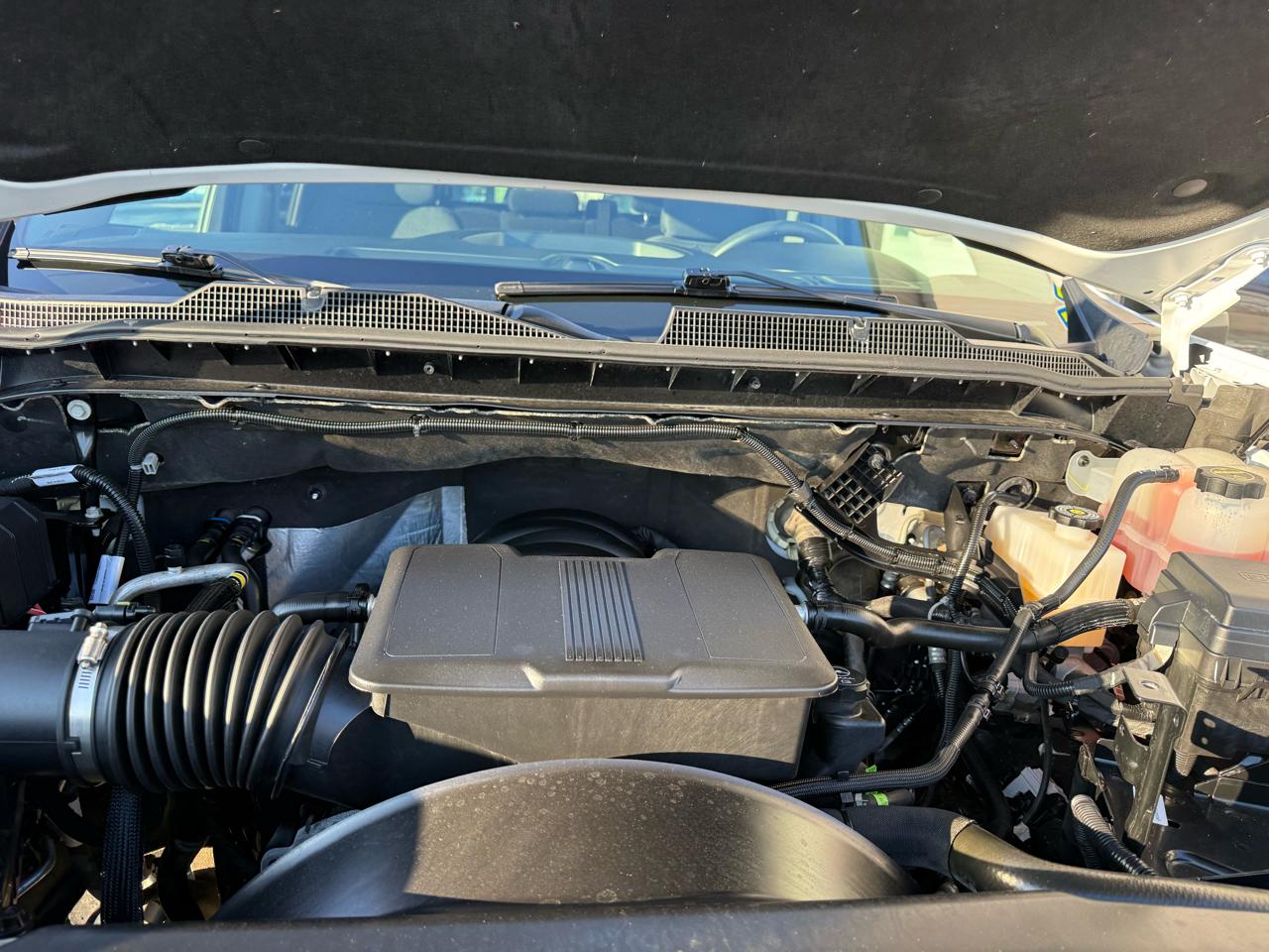 Chevrolet Silverado 2500HD 4WD Crew Cab 159" Custom 2025