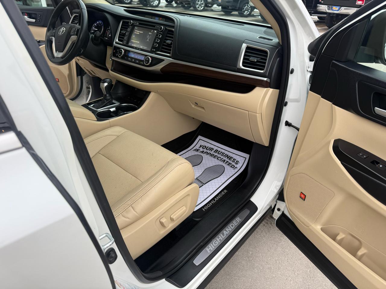 Toyota Highlander AWD 4dr V6 Limited (Natl) 2016