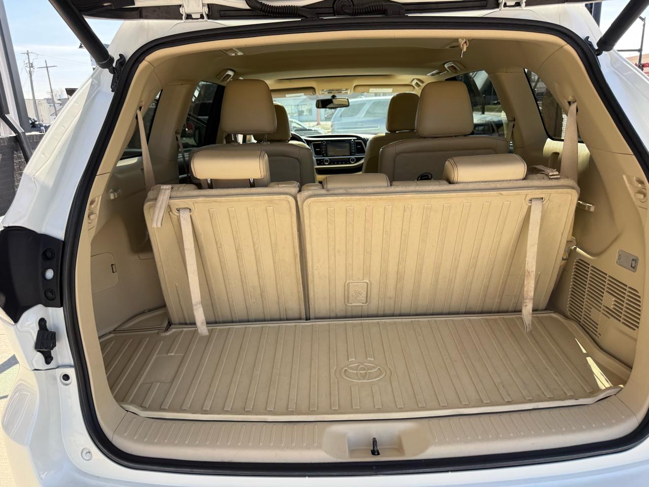 Toyota Highlander AWD 4dr V6 Limited (Natl) 2016