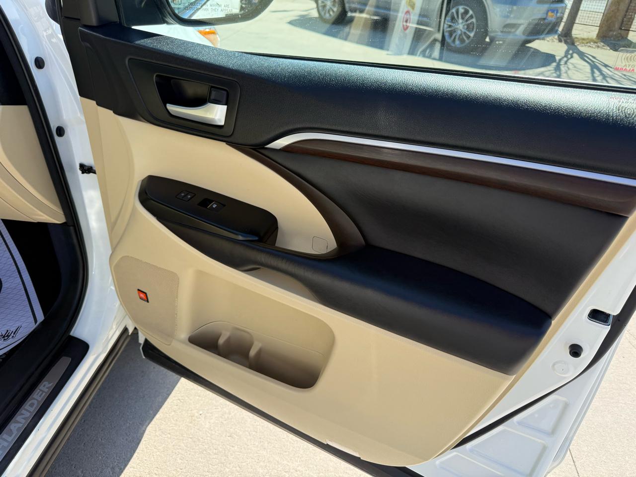 Toyota Highlander AWD 4dr V6 Limited (Natl) 2016