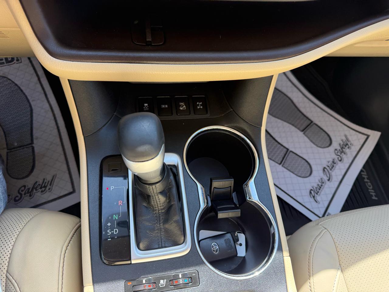 Toyota Highlander AWD 4dr V6 Limited (Natl) 2016