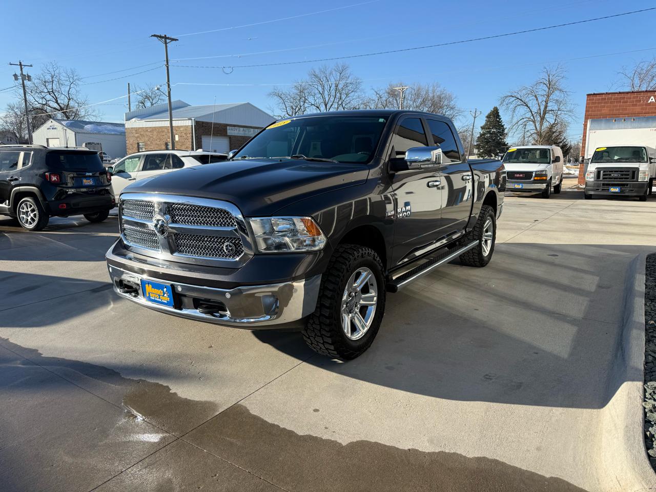 RAM 1500 Lone Star Silver 4x4 Crew Cab 5'7" Box 2018