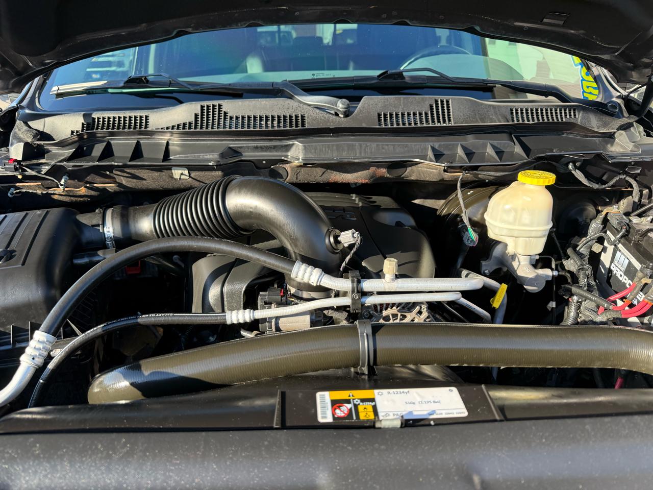 RAM 1500 Lone Star Silver 4x4 Crew Cab 5'7" Box 2018