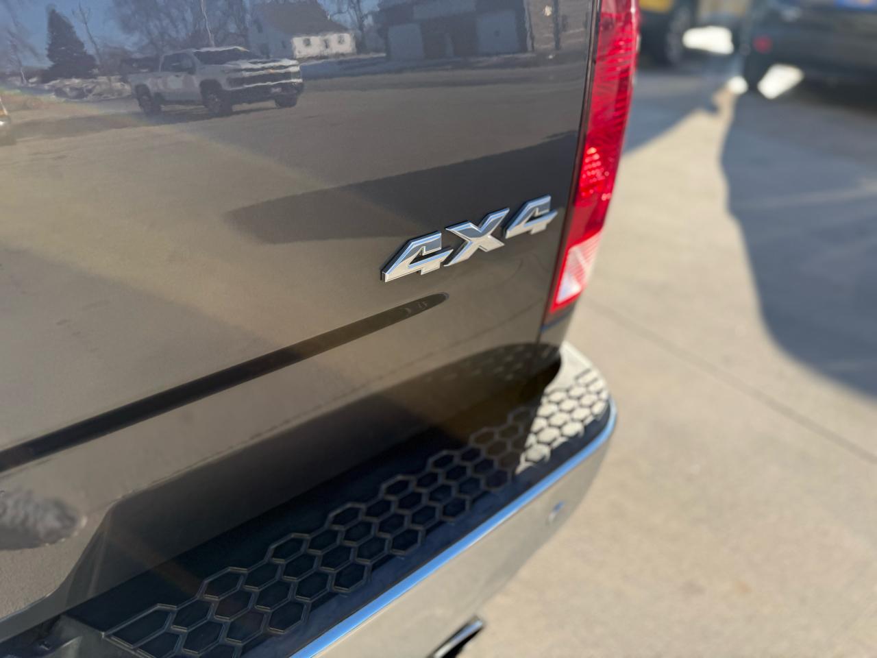 RAM 1500 Lone Star Silver 4x4 Crew Cab 5'7" Box 2018