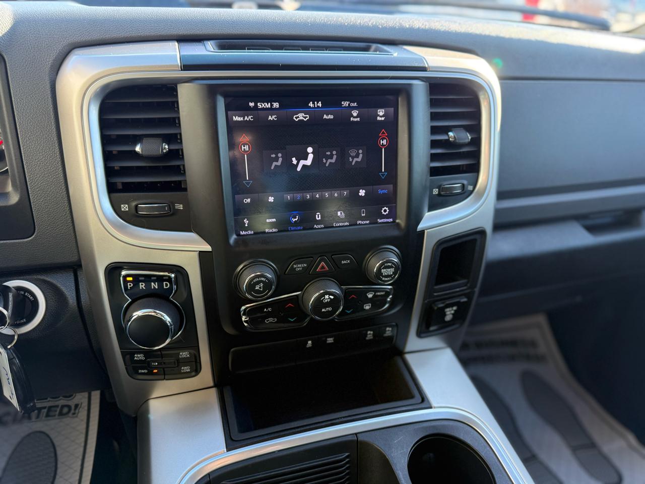 RAM 1500 Lone Star Silver 4x4 Crew Cab 5'7" Box 2018