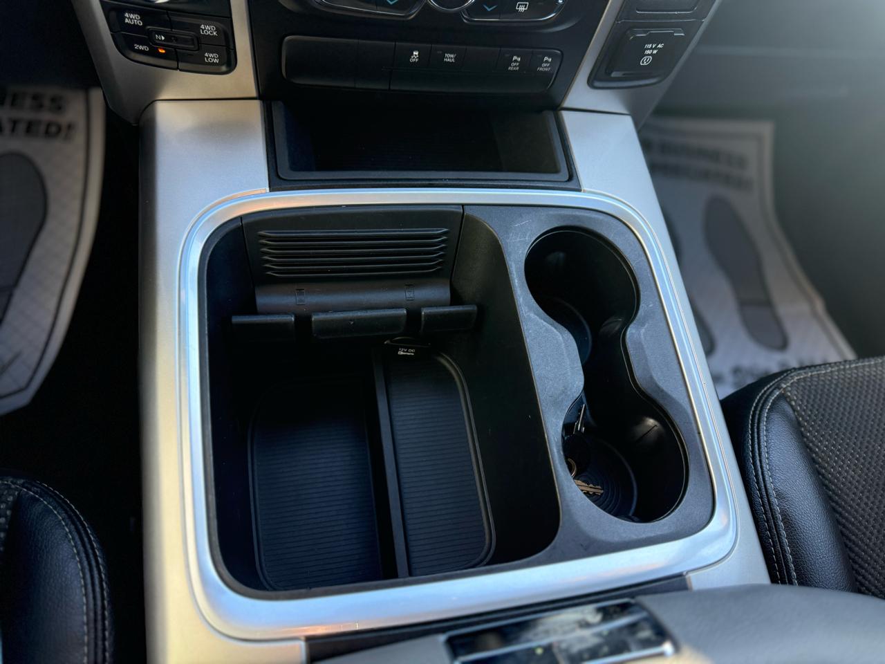 RAM 1500 Lone Star Silver 4x4 Crew Cab 5'7" Box 2018