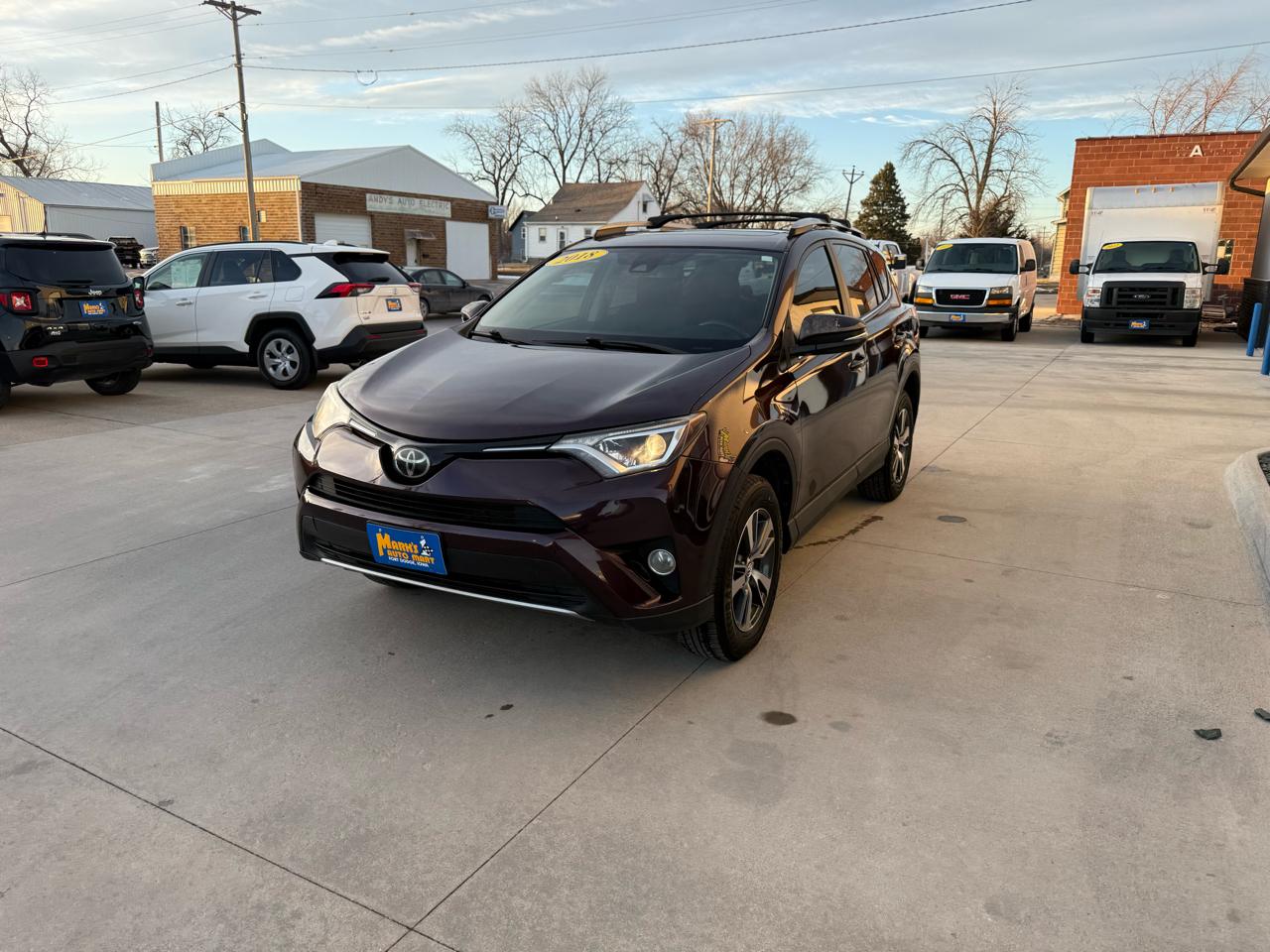 Toyota RAV4 XLE FWD 2018