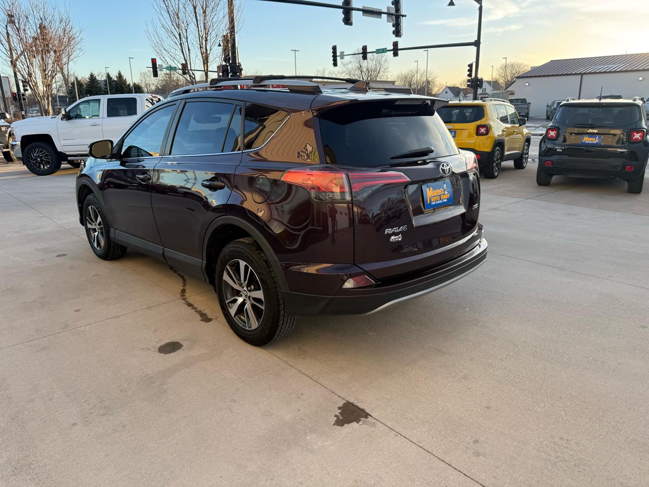 Toyota RAV4 XLE FWD 2018