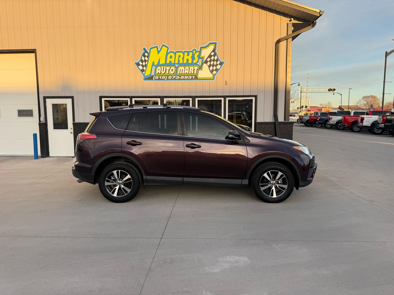 Toyota RAV4 XLE FWD 2018