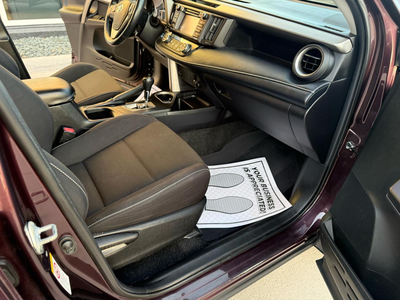 Toyota RAV4 XLE FWD 2018