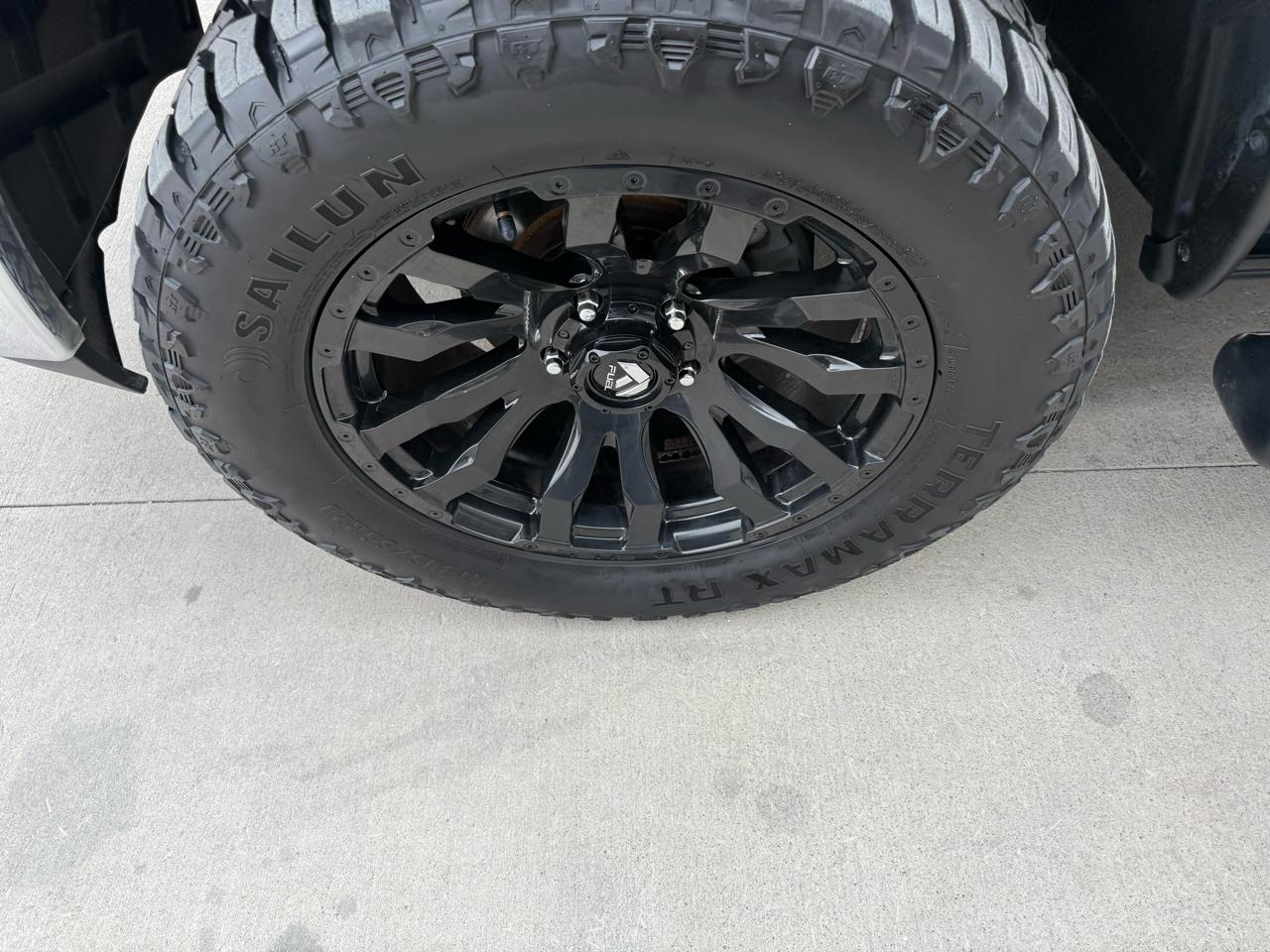 RAM 1500 Big Horn 4x4 Quad Cab 6'4" Box 2018