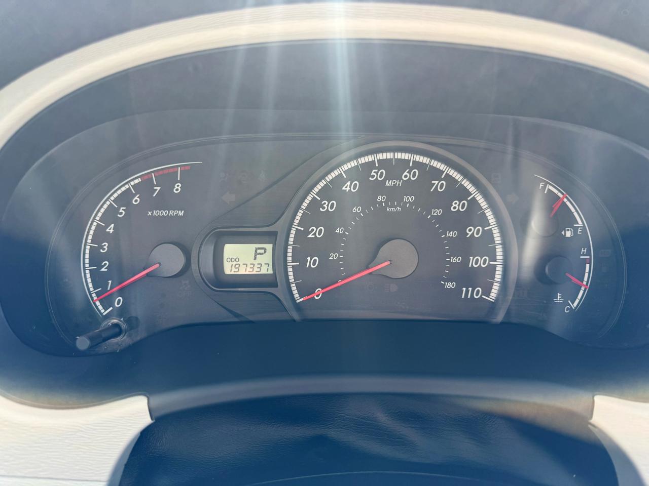 Toyota Sienna 5dr 7-Pass Van V6 LE AAS FWD (Natl) 2013