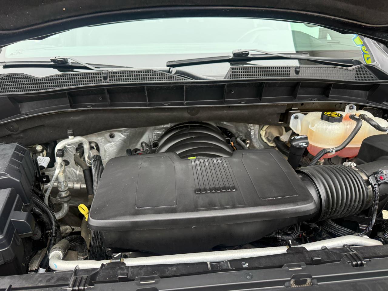 GMC Sierra 1500 4WD Crew Cab 147" SLT 2022