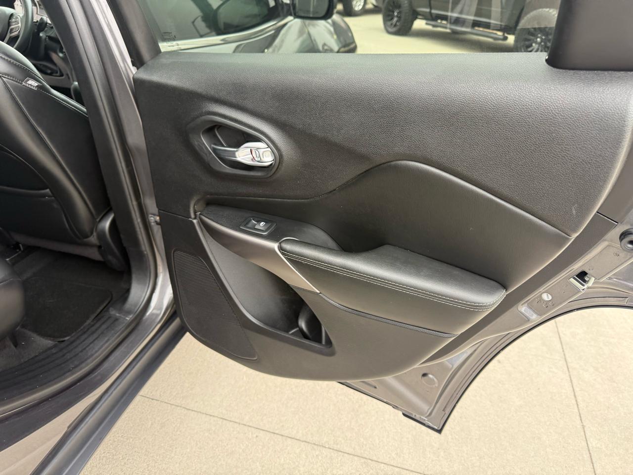 Jeep Cherokee Limited 4x4 2019