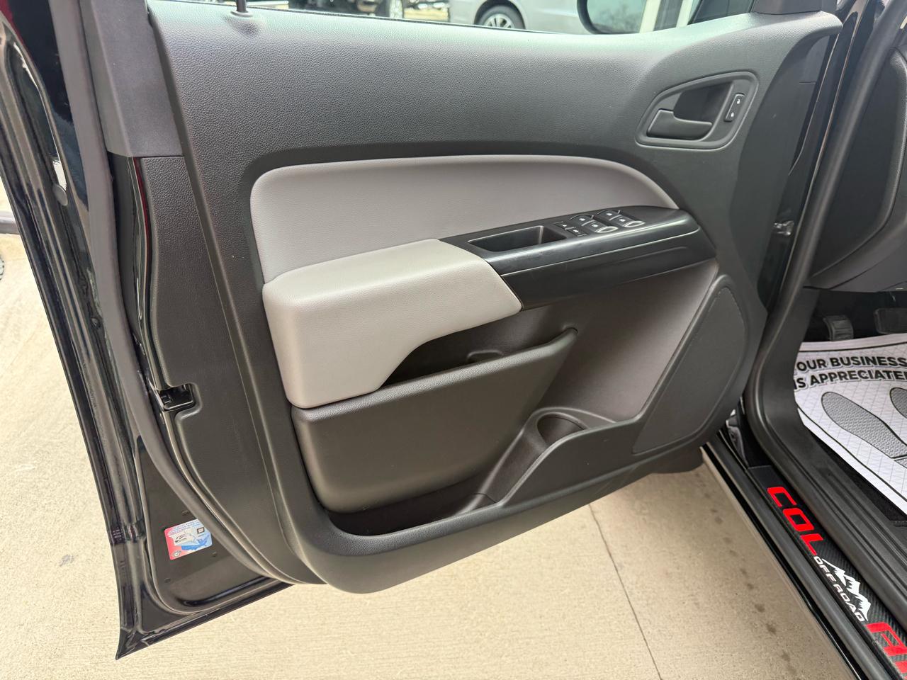 Chevrolet Colorado 4WD Crew Cab 128" Work Truck 2021