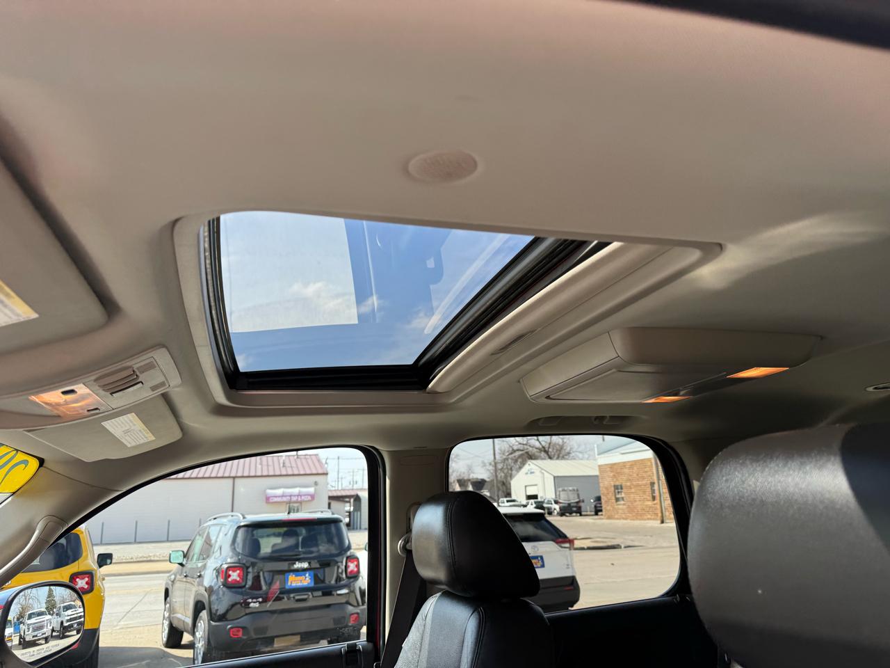 Chevrolet Tahoe 4WD 4dr 1500 LTZ 2013