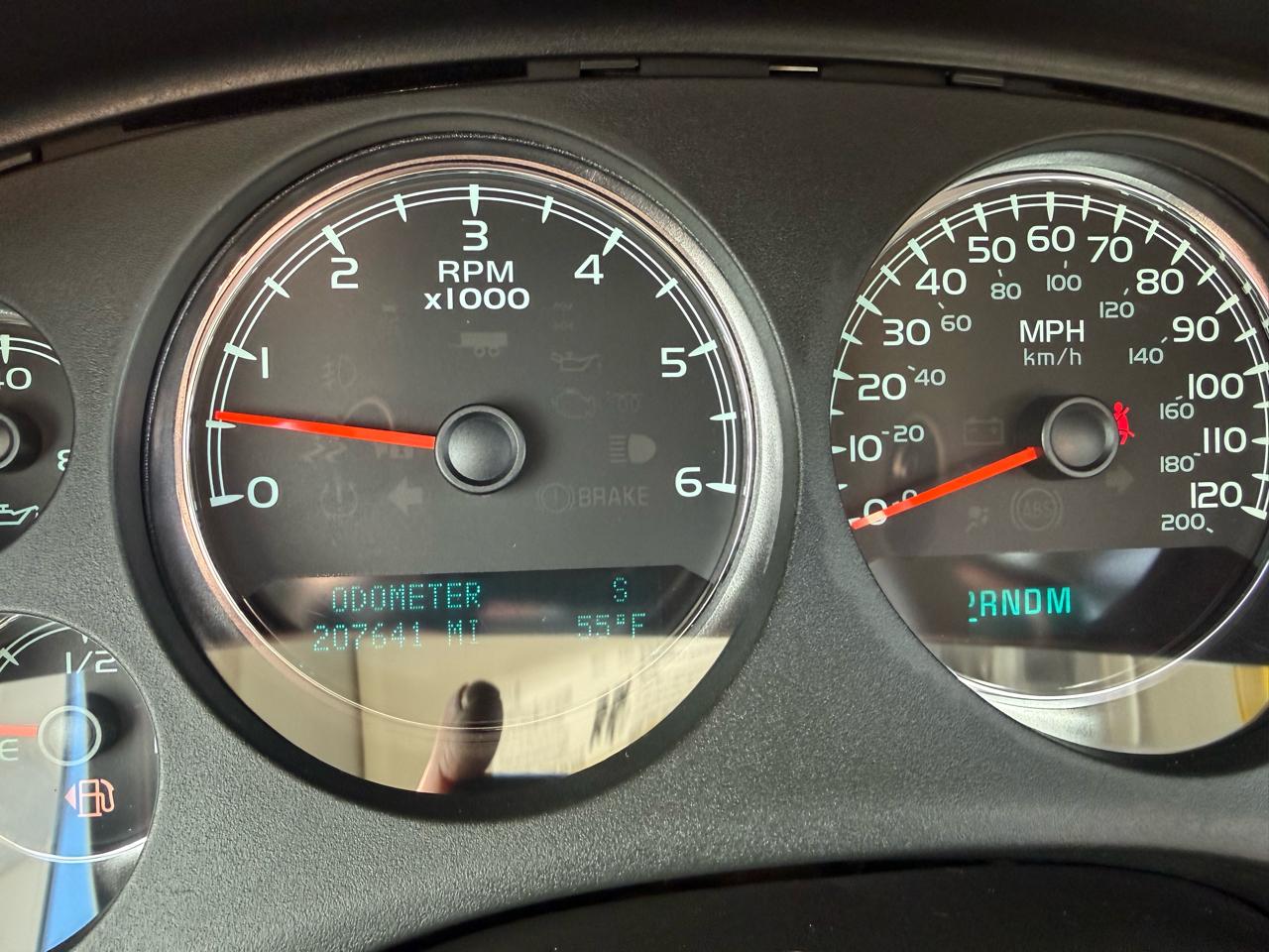 Chevrolet Tahoe 4WD 4dr 1500 LTZ 2013