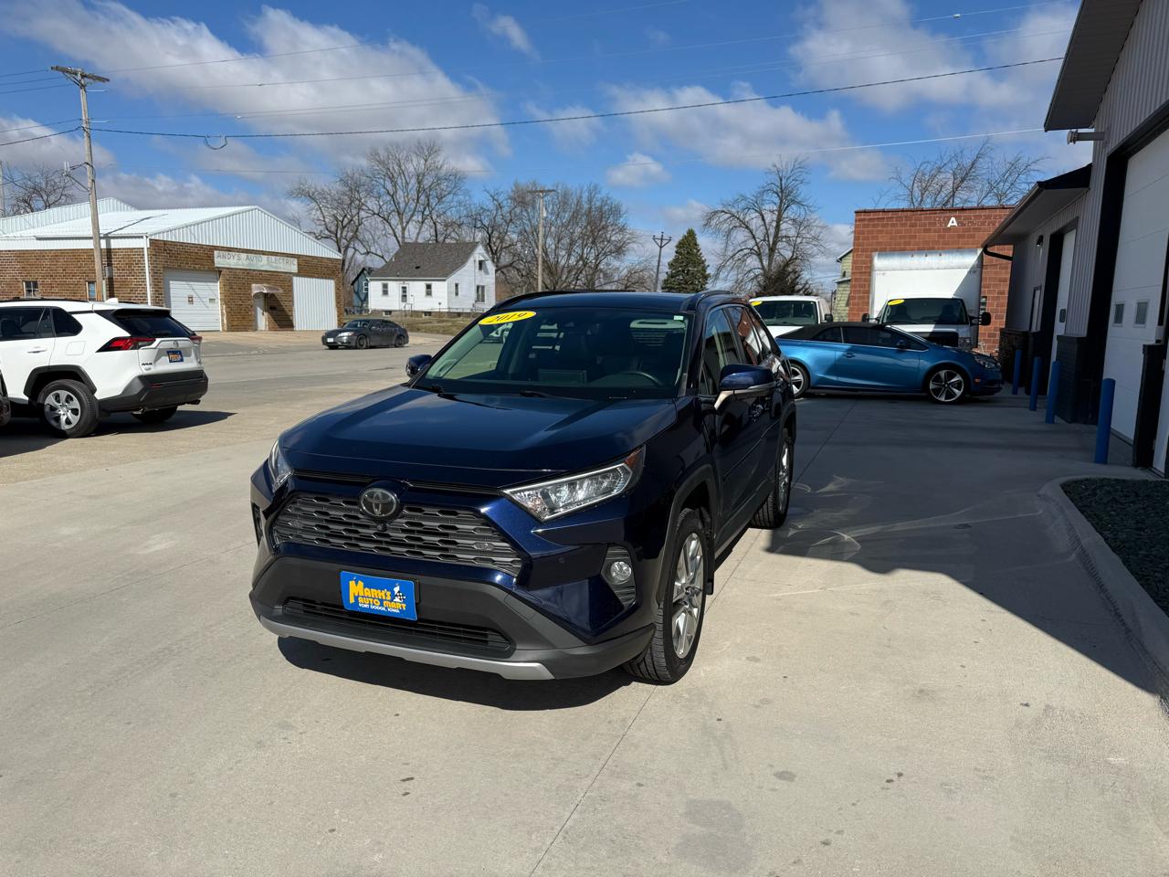 Toyota RAV4 Limited AWD (Natl) 2019