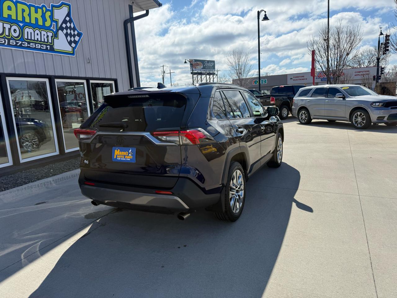 Toyota RAV4 Limited AWD (Natl) 2019