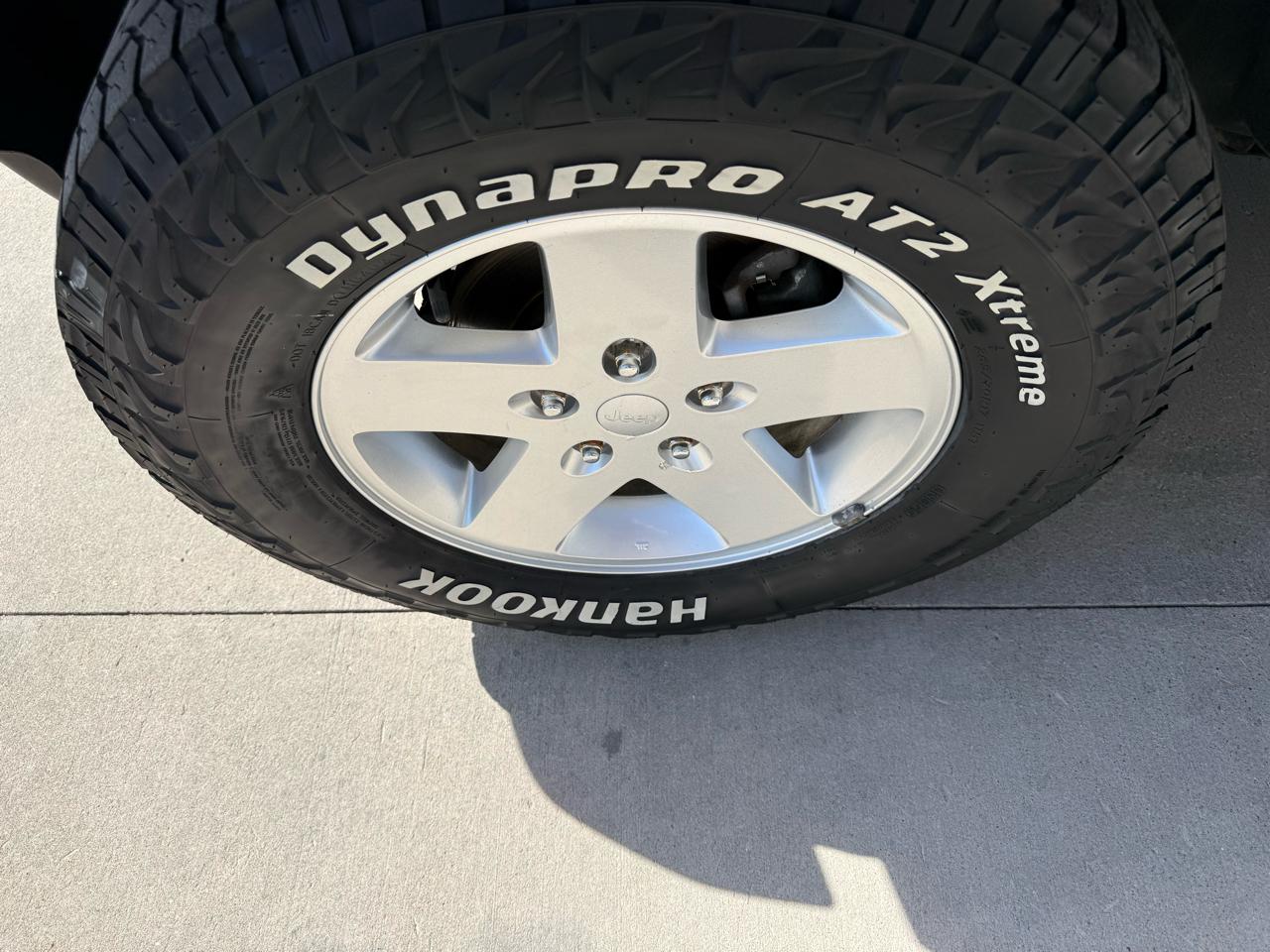 Jeep Wrangler Unlimited 4WD 4dr Sport 2010