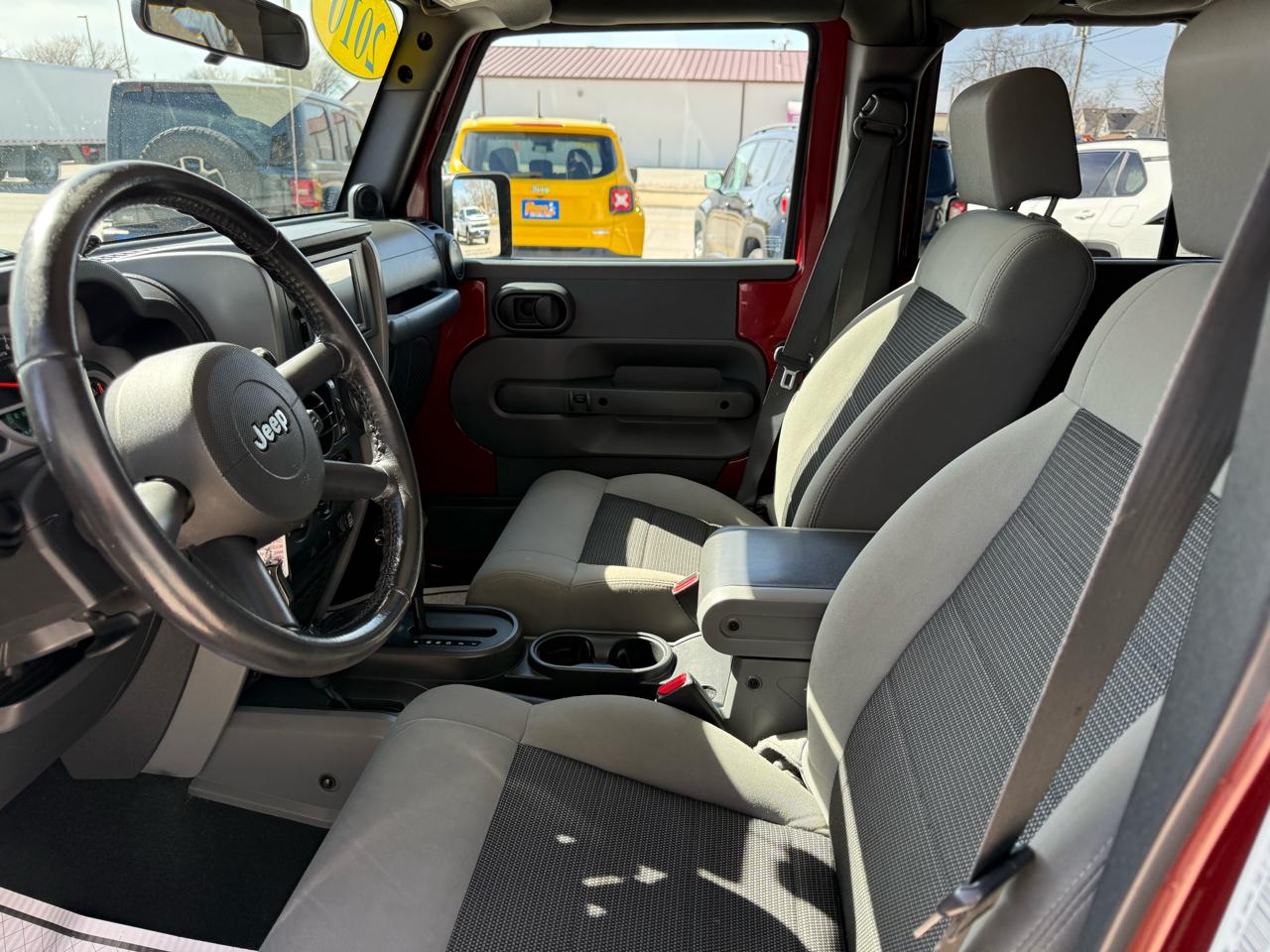 Jeep Wrangler Unlimited 4WD 4dr Sport 2010