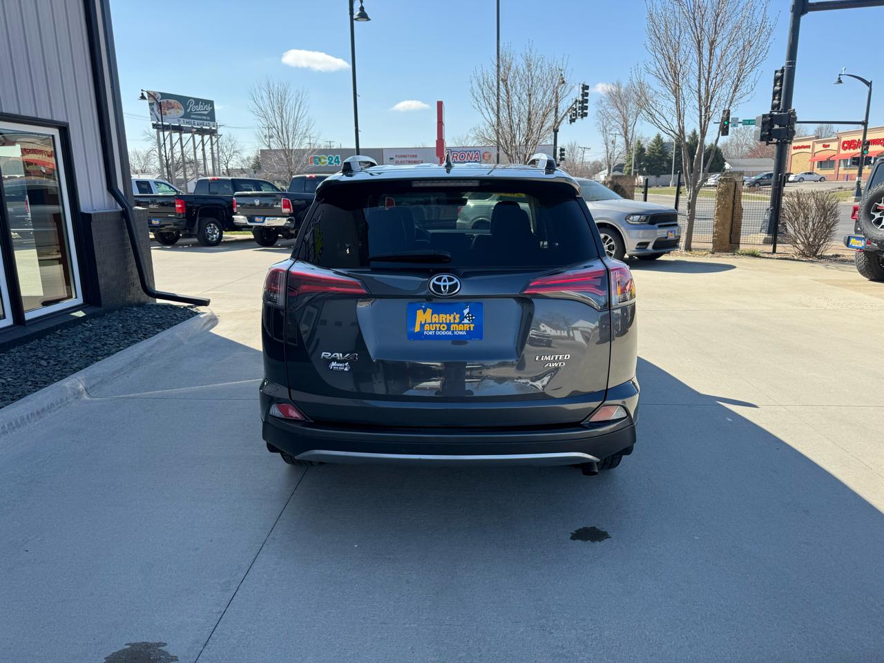 Toyota RAV4 Limited AWD (Natl) 2018