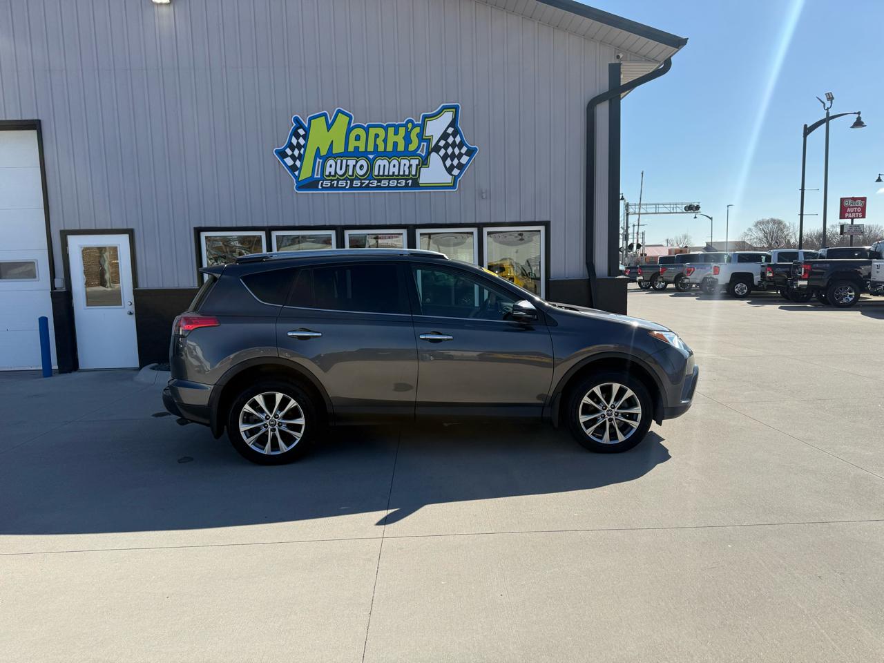 Toyota RAV4 Limited AWD (Natl) 2018