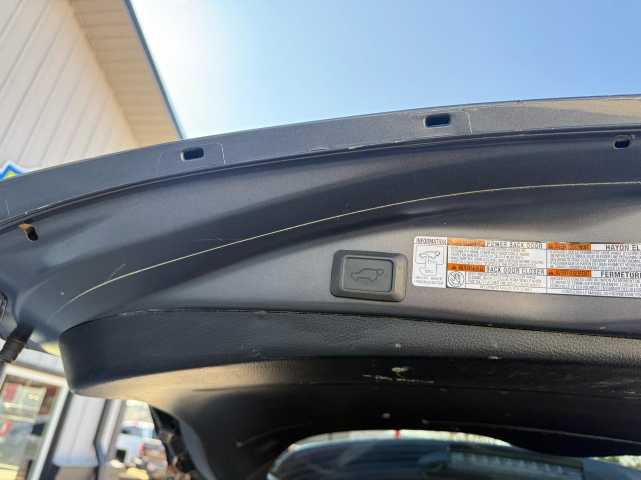 Toyota RAV4 Limited AWD (Natl) 2018