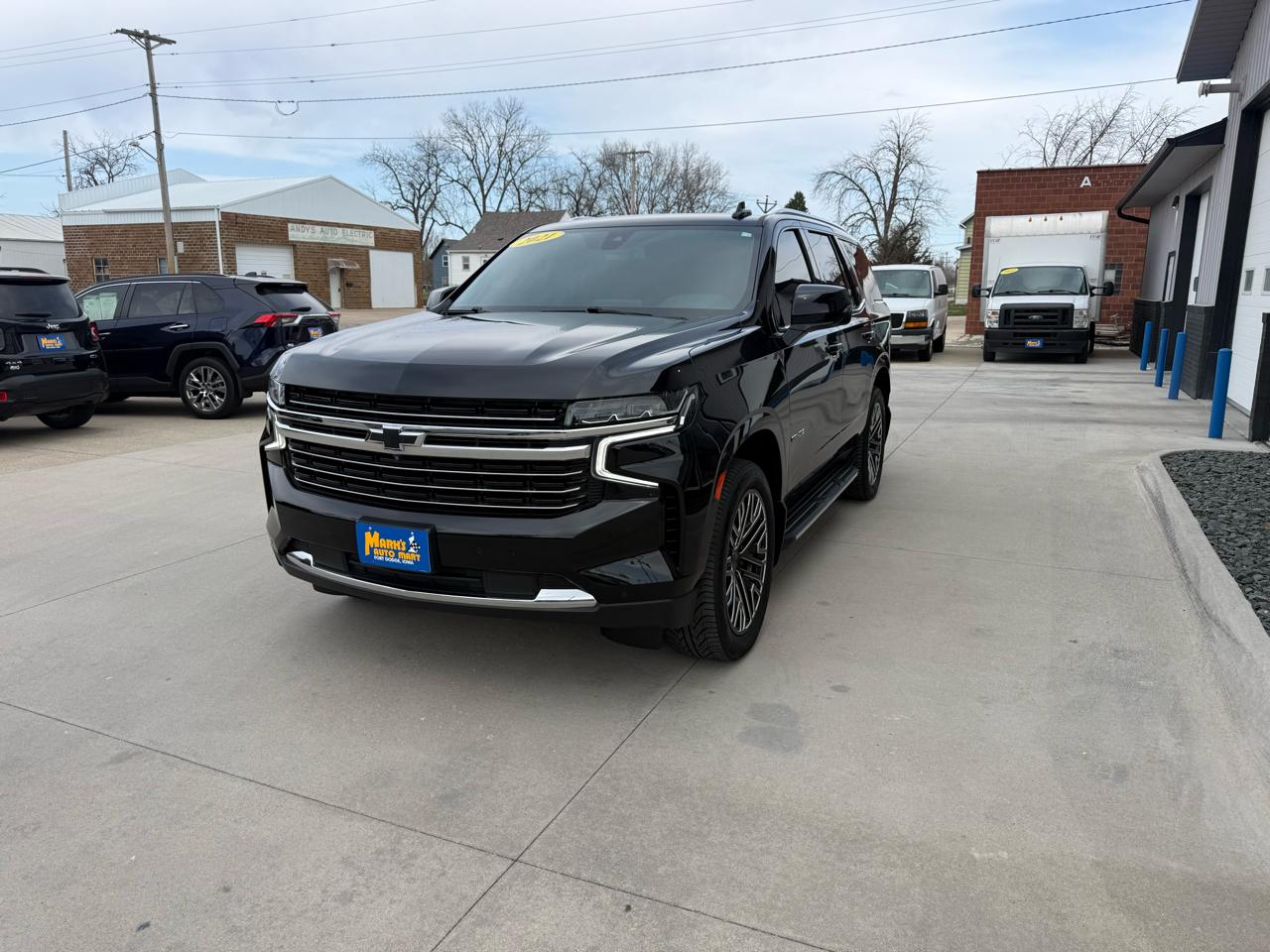 Chevrolet Tahoe 4WD 4dr LT 2021