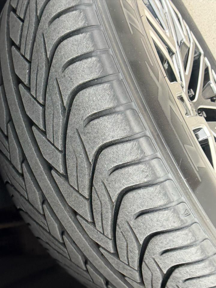 Chevrolet Tahoe 4WD 4dr LT 2021