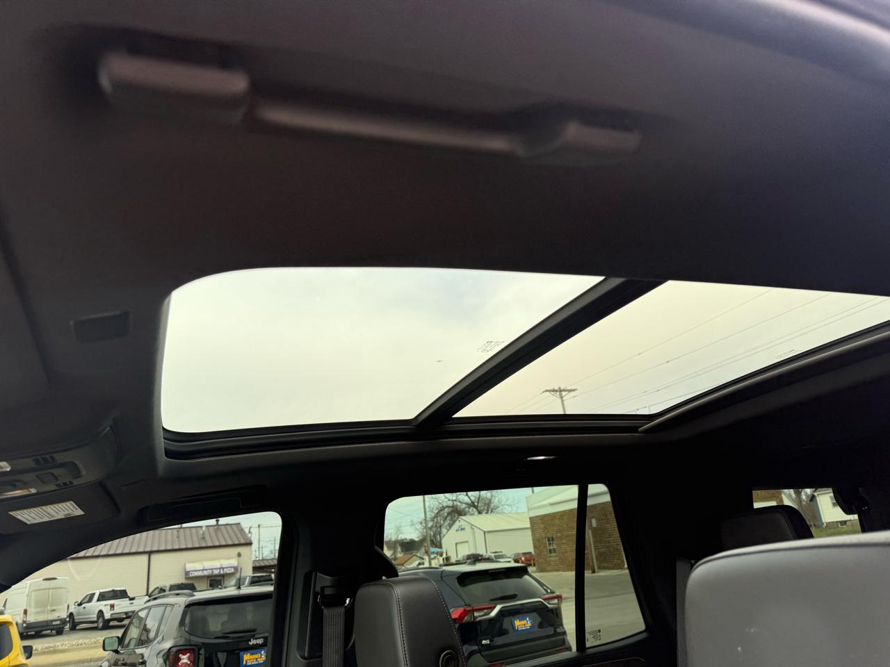 Chevrolet Tahoe 4WD 4dr LT 2021