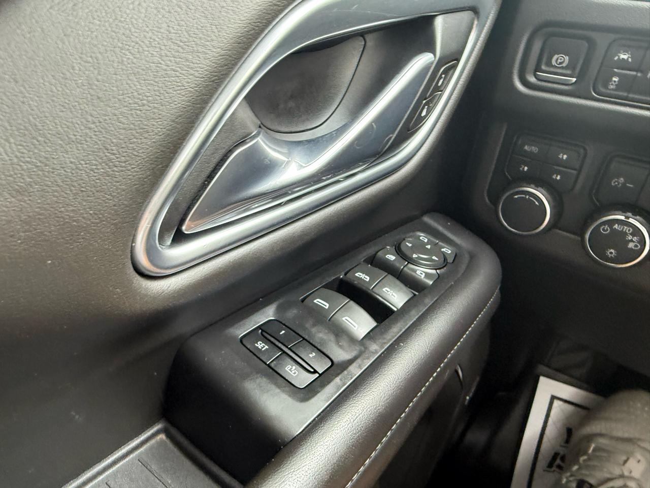 Chevrolet Tahoe 4WD 4dr LT 2021