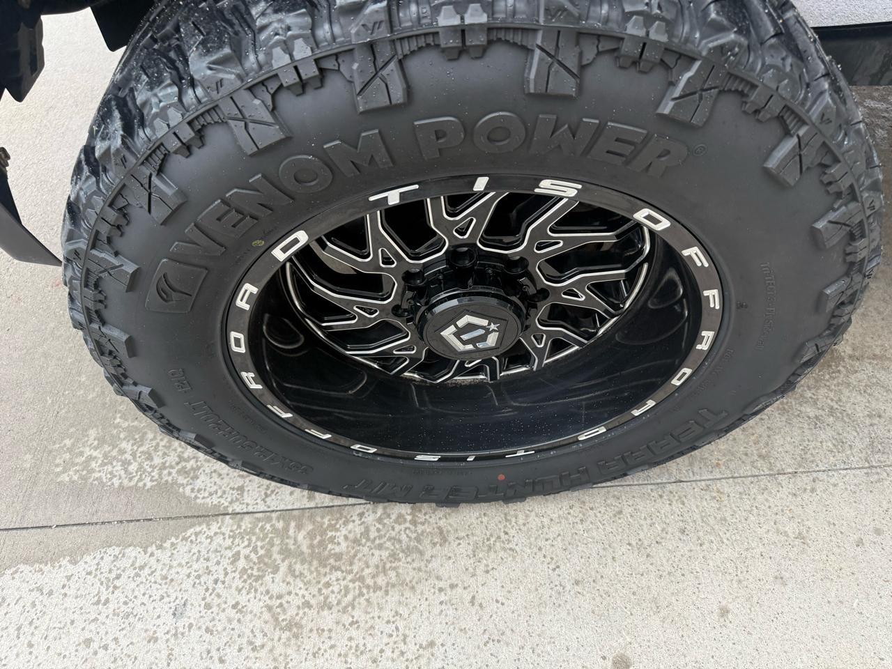 Ford Super Duty F-250 SRW Lariat 4WD Crew Cab 8' Box 2017