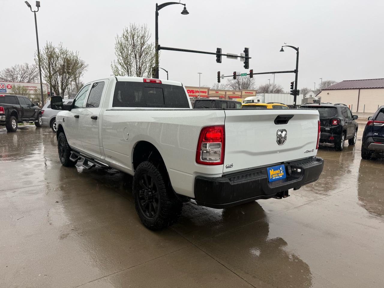 RAM 2500 Tradesman 4x4 Crew Cab 8' Box 2024