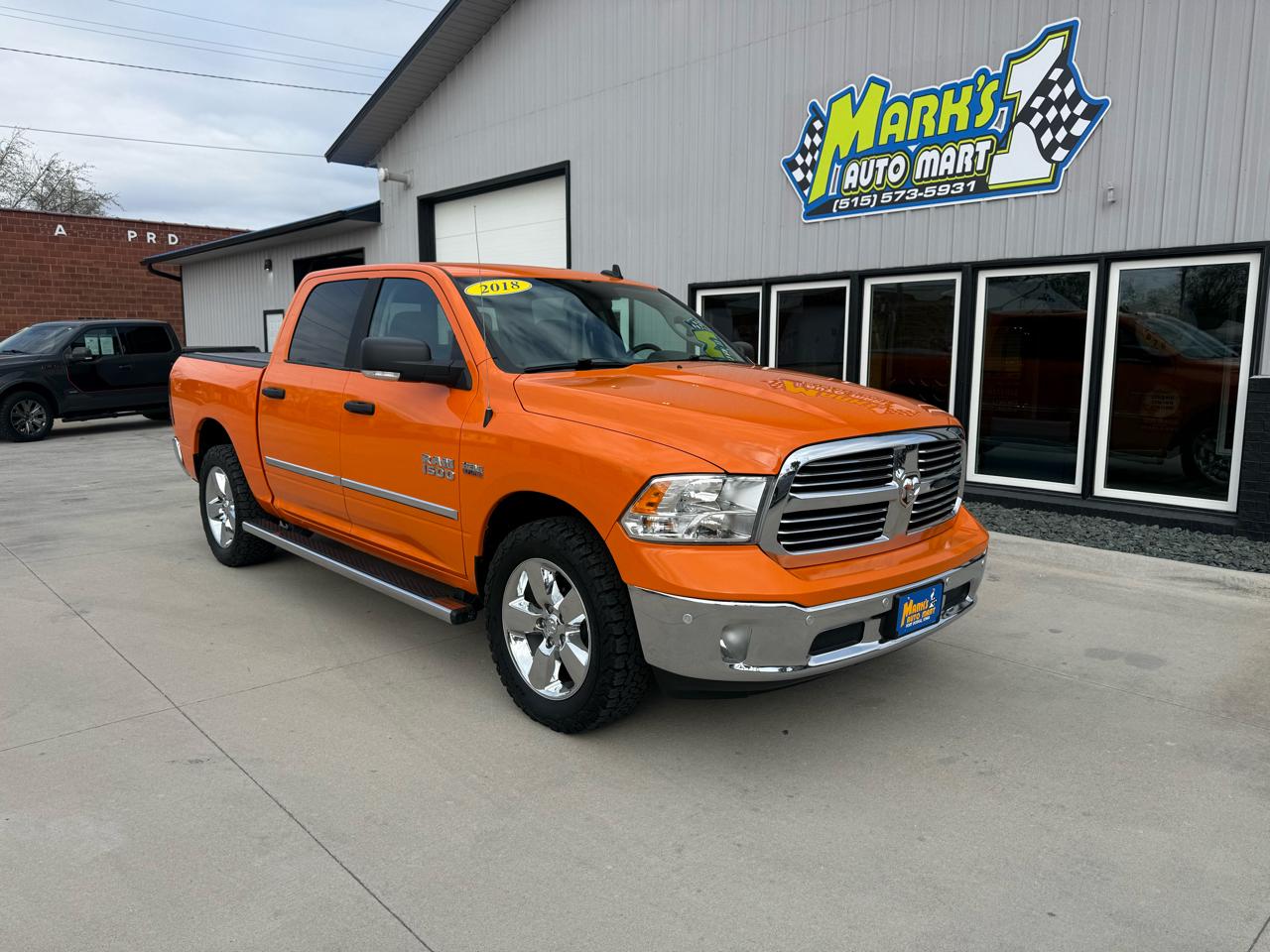 2018 RAM 1500 Big Horn 4x4 Crew Cab 5'7" Box