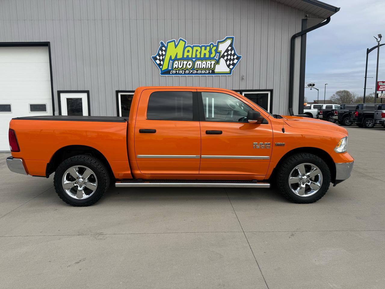 RAM 1500 Big Horn 4x4 Crew Cab 5'7" Box 2018