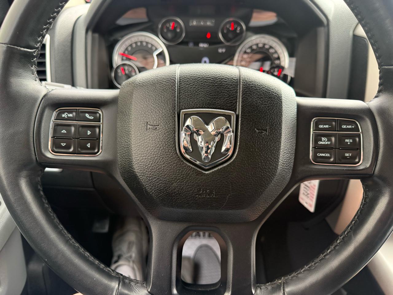 RAM 1500 Big Horn 4x4 Crew Cab 5'7" Box 2018