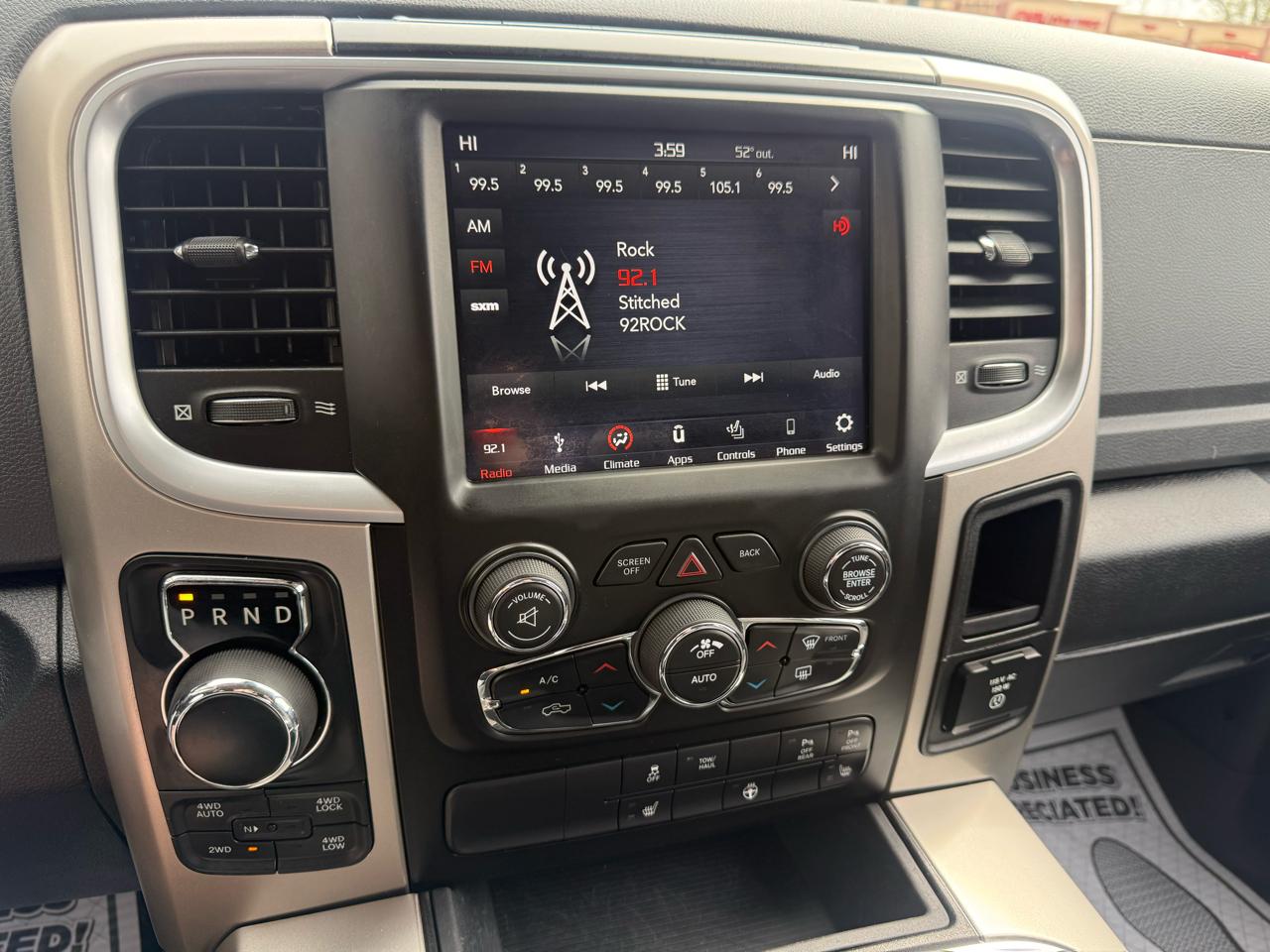 RAM 1500 Big Horn 4x4 Crew Cab 5'7" Box 2018