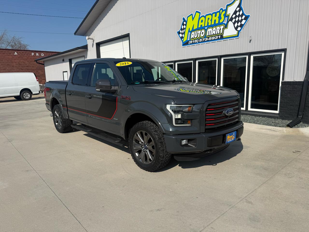 2016 Ford F-150 4WD SuperCrew 145" XLT