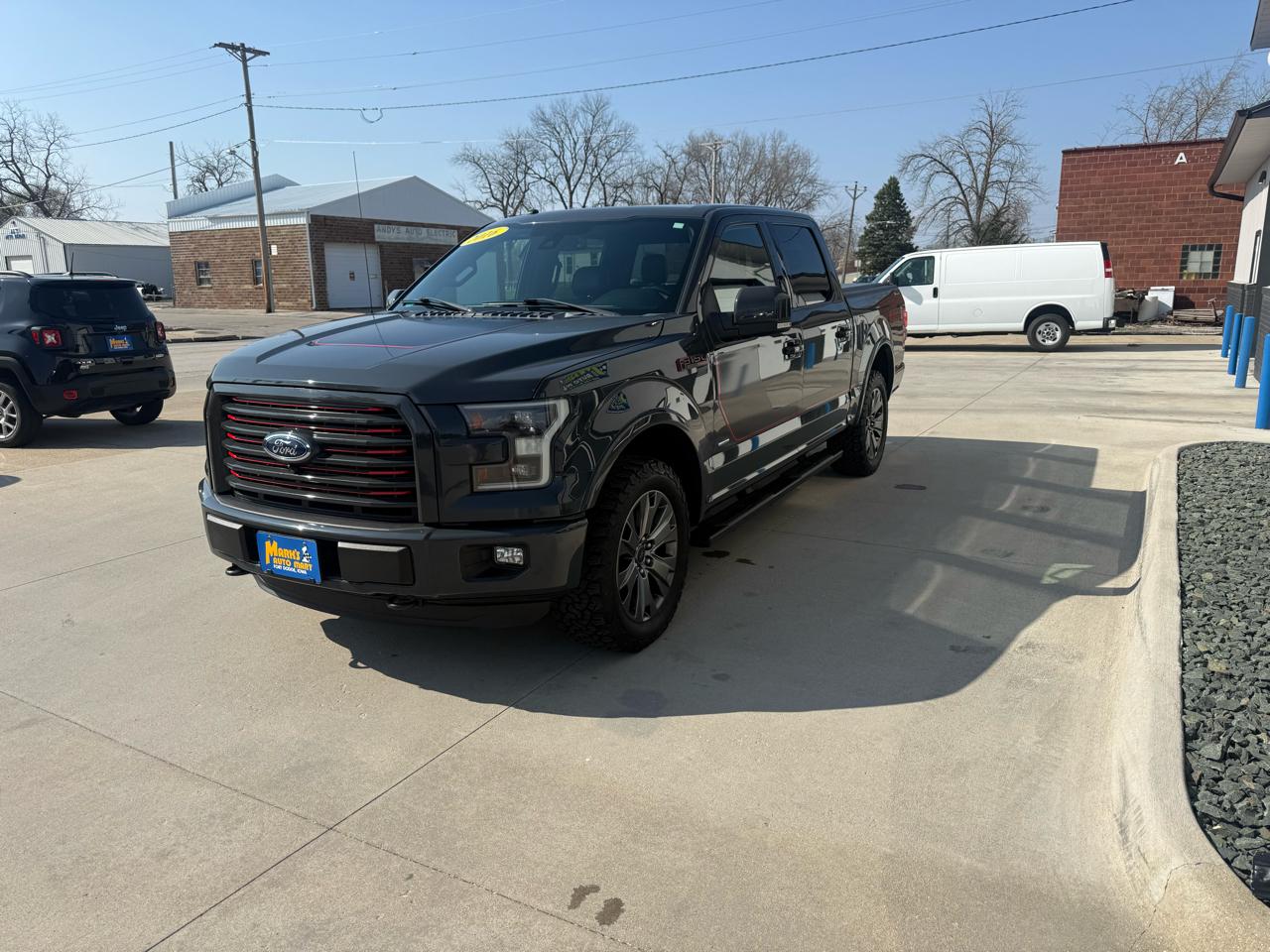 Ford F-150 4WD SuperCrew 145" XLT 2016