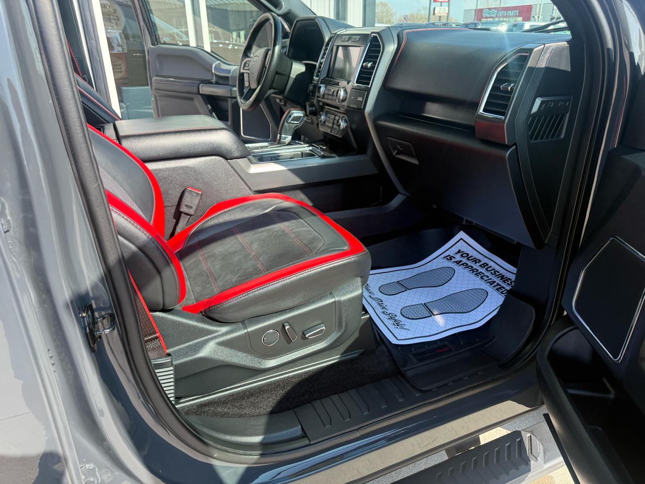 Ford F-150 4WD SuperCrew 145" XLT 2016