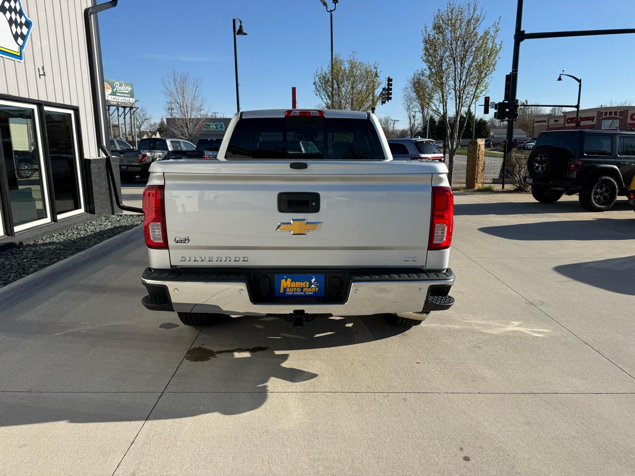 Chevrolet Silverado 1500 4WD Crew Cab 143.5" LTZ w/1LZ 2016