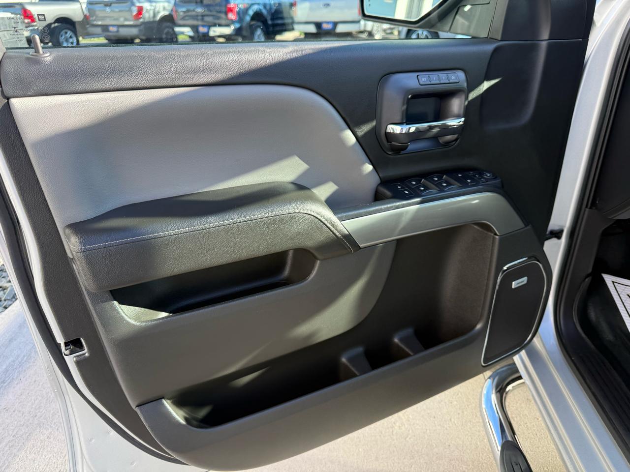 Chevrolet Silverado 1500 4WD Crew Cab 143.5" LTZ w/1LZ 2016